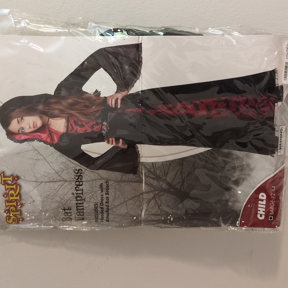 Bat vampire Costume - Picture 13 of 13